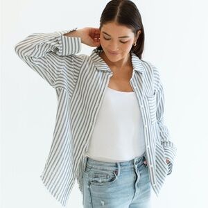 Carly Jean Los Angeles Zumba Button Down